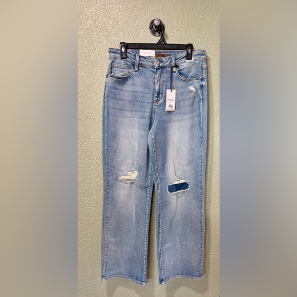 Judy Blue Denim - Judy Blue Distressed Straight Fit Jeans Size 28 NWT